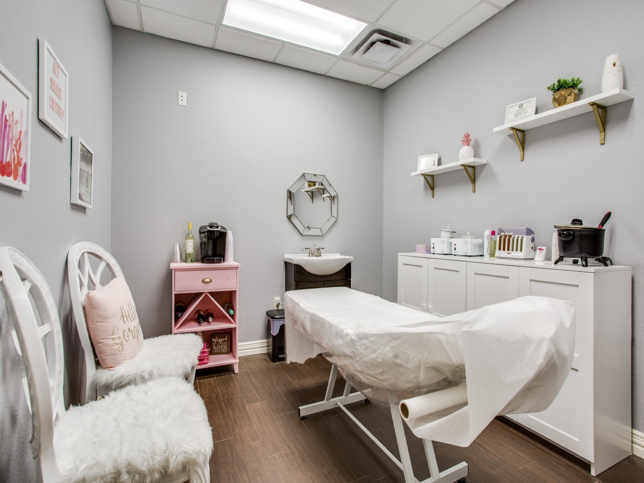 Lease | Teel Salon Suites